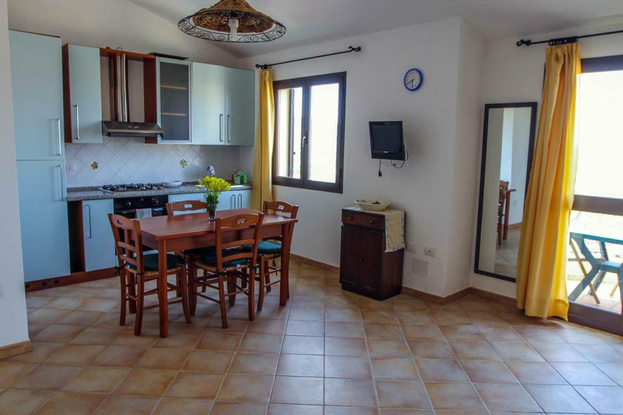 Portopollo Apartment Porto Pollo Eksteriør bilde